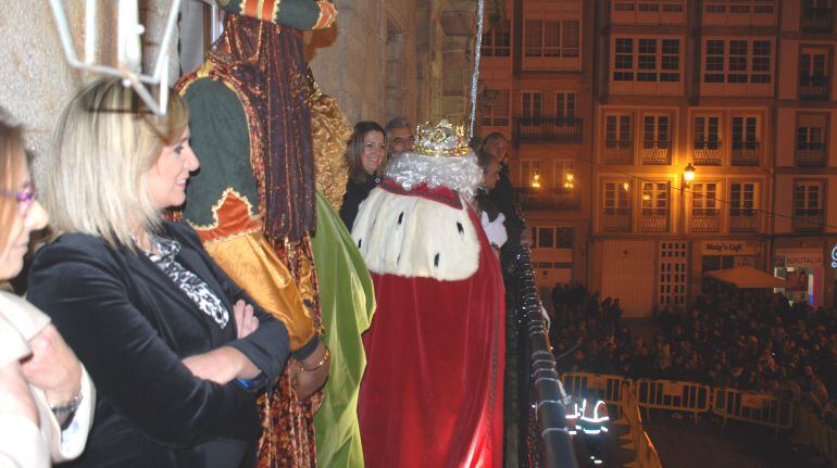 Los reyes magos en el balcón del Concello de Lugo