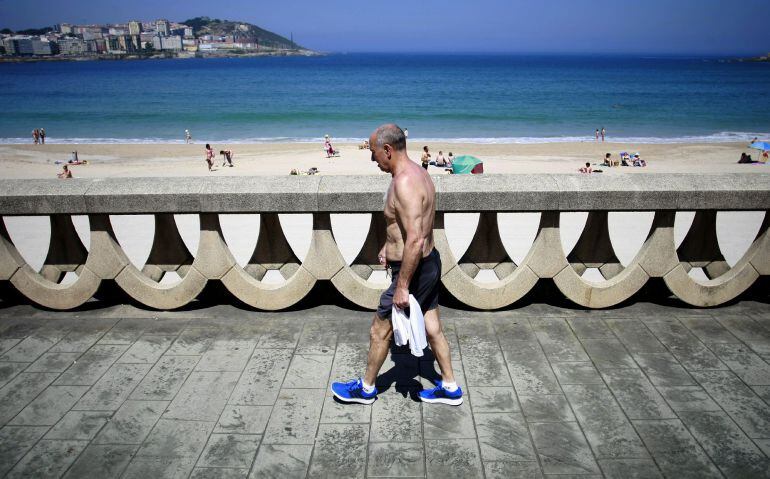 Treinta y cinco provincias de 9 comunidades están hoy en alerta naranja (24) o amarilla (11) por altas temperaturas