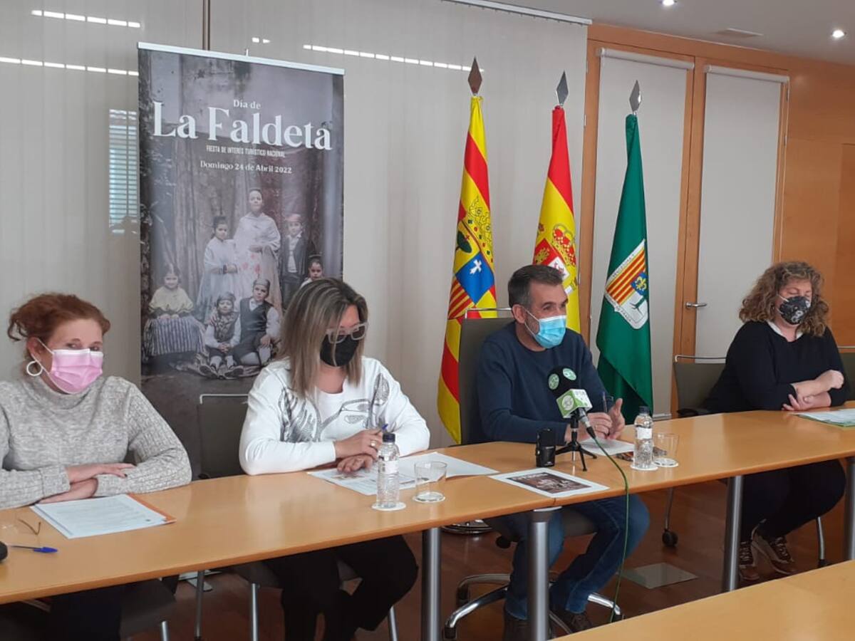 Fraga recupera la tradición con un “Día de la Faldeta” a la vieja usanza