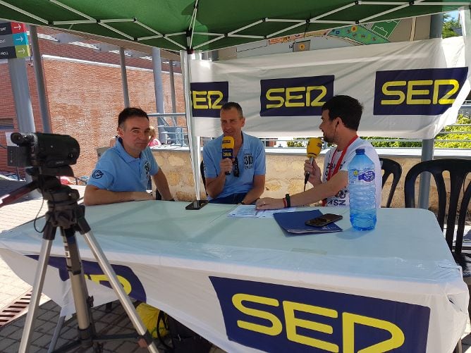 Javi López, y Alberto Belda en el esta de Radio Alcoy en el Esport en 3D