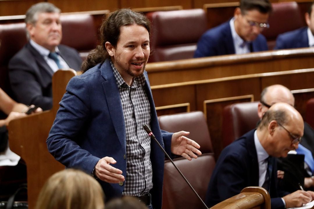 El secretario general de Podemos, Pablo Iglesias, interviene en la sesión de control al Gobierno hoy en el Congreso.