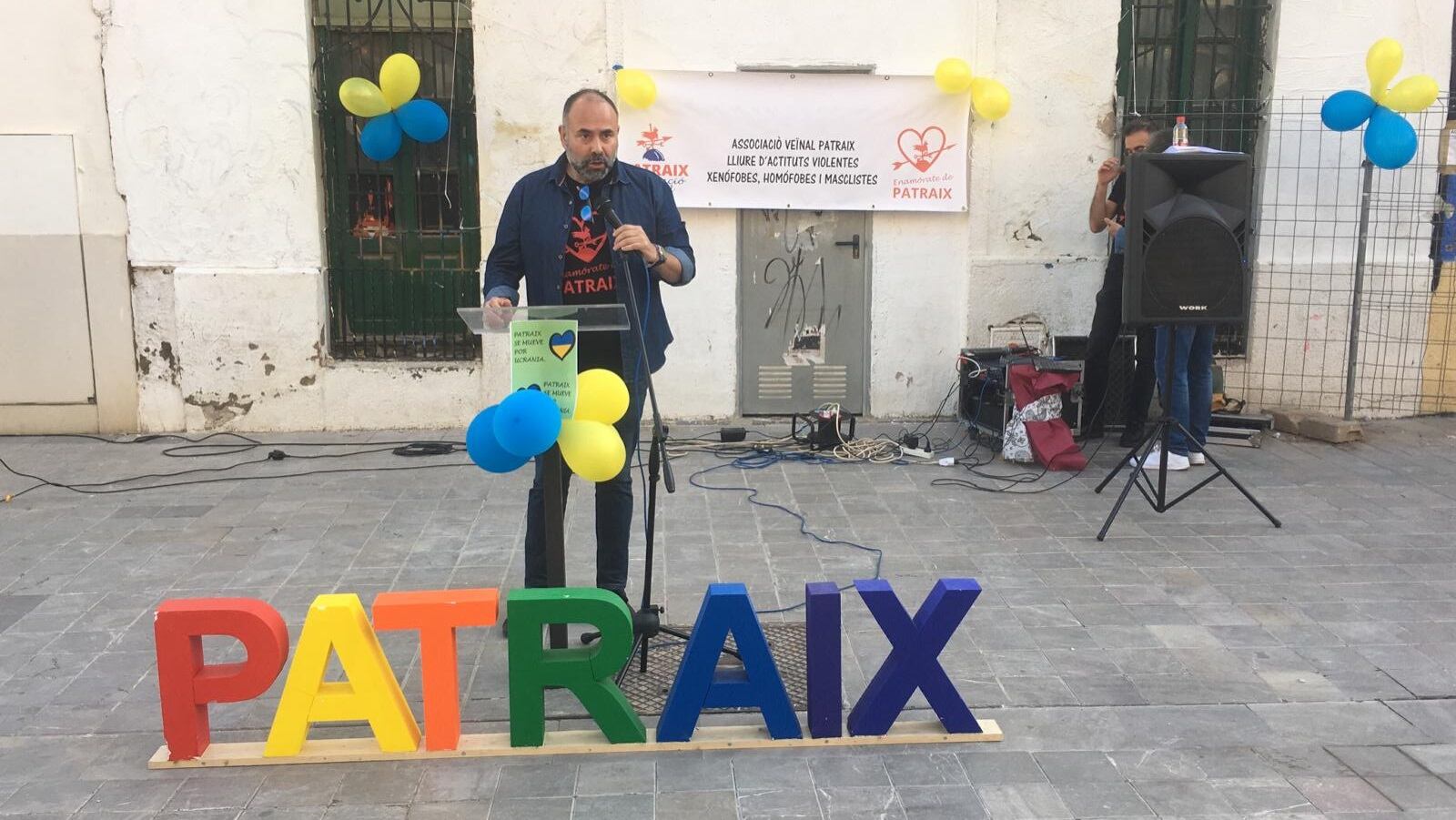 Concentración contra los delitos de odio en Patraix