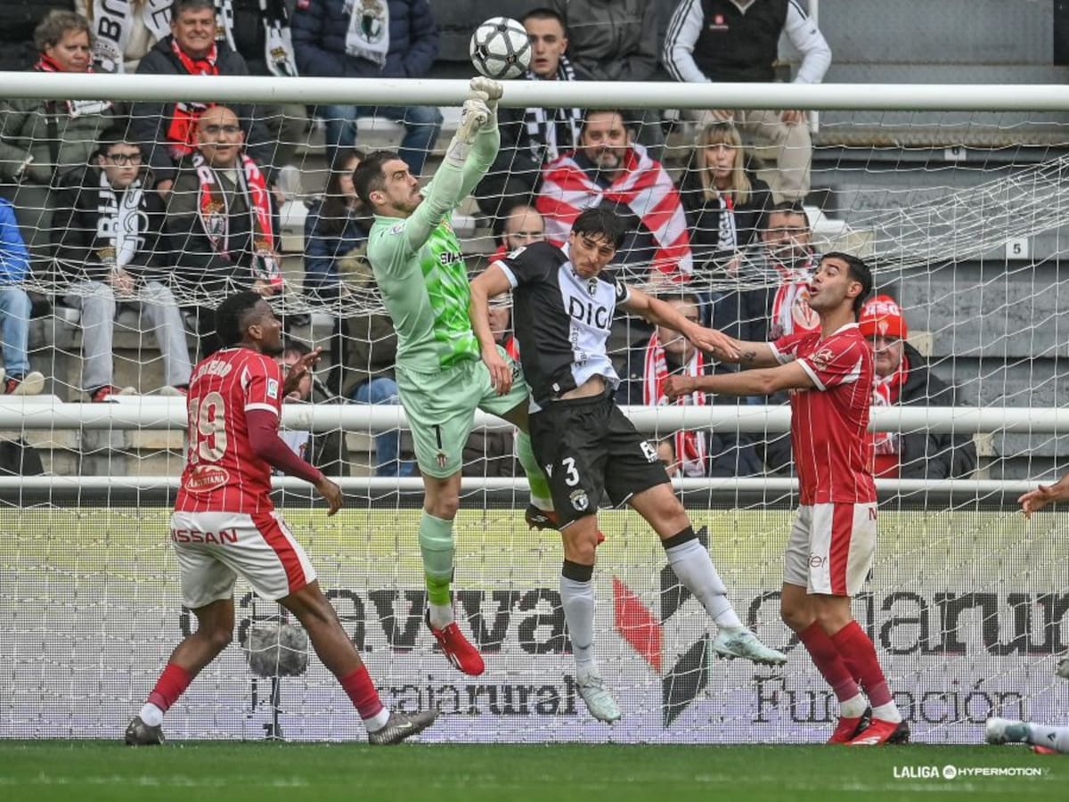 El Sporting se instala definitivamente en la mediocridad