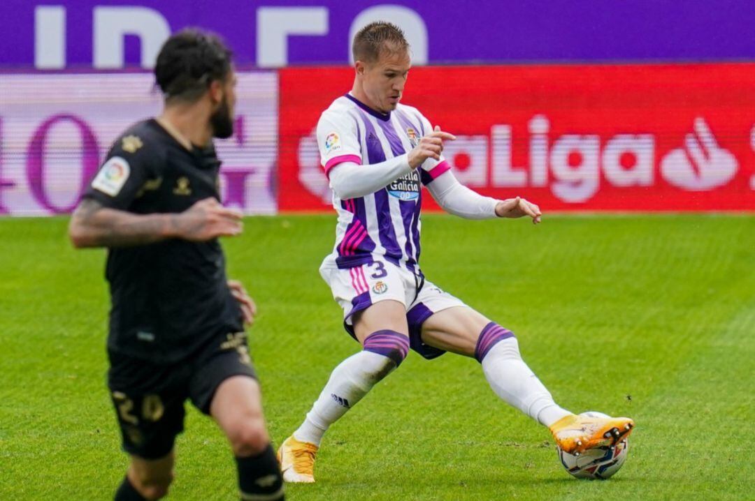 Raúl Carnero en el partido ante el Alavés