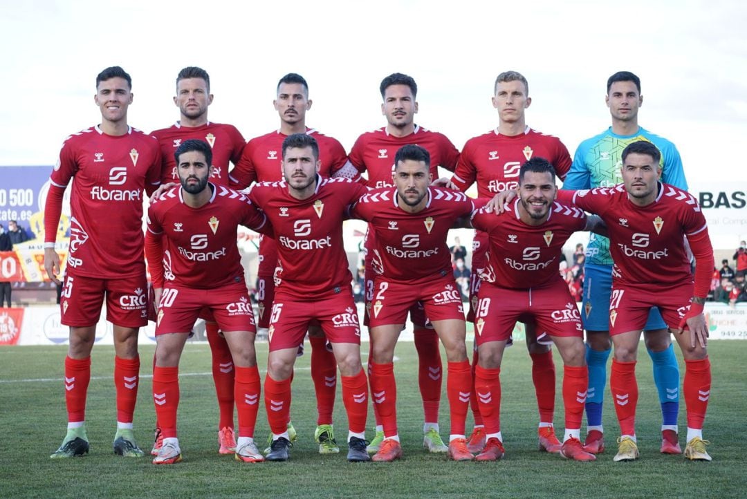 Once titular del Real Murcia ante el Marchamalo