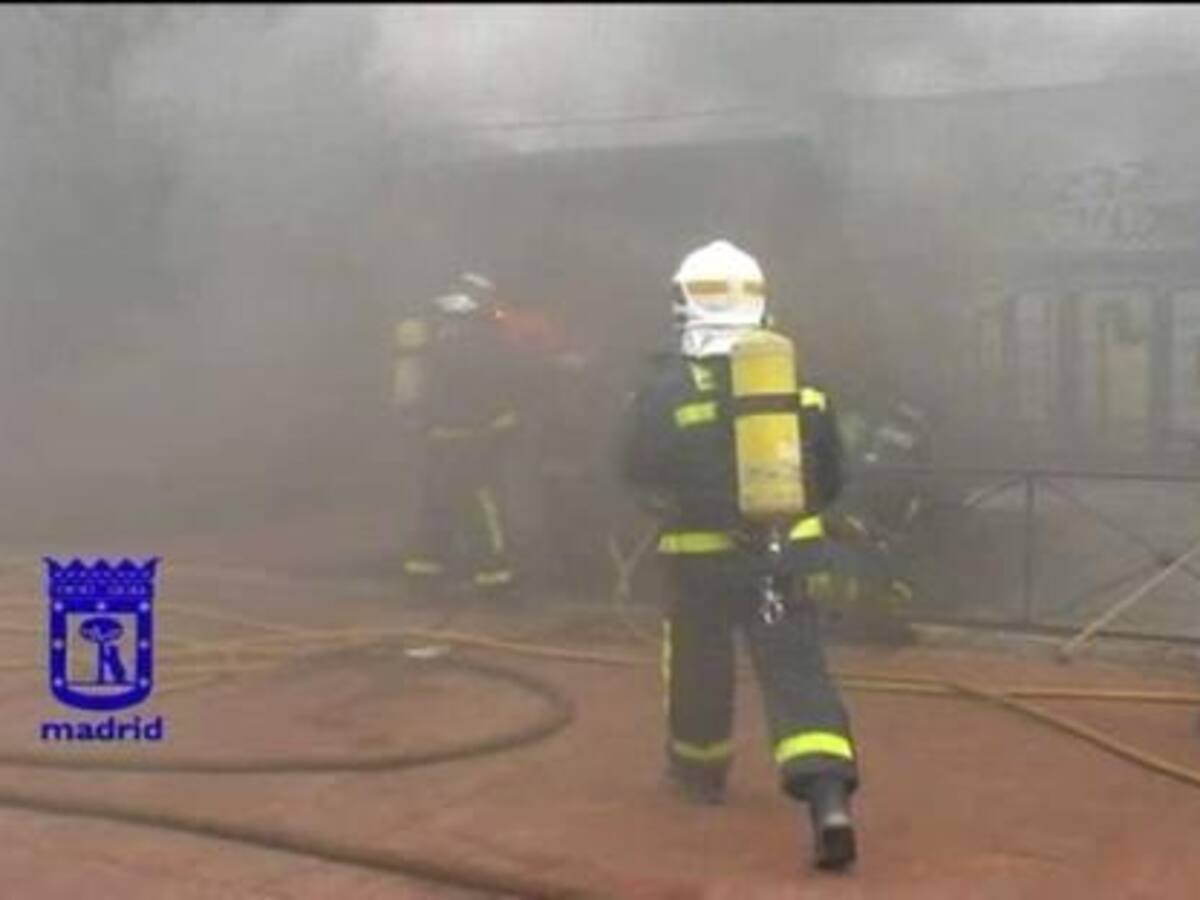 Mueren dos trabajadores en el incendio de una instalación en la M30