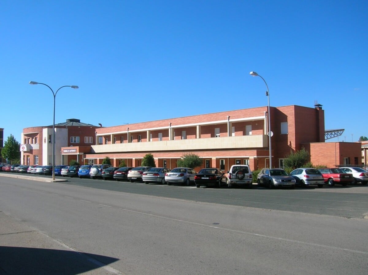 Edificio de la estación de autobuses de El Burgo de Osma.