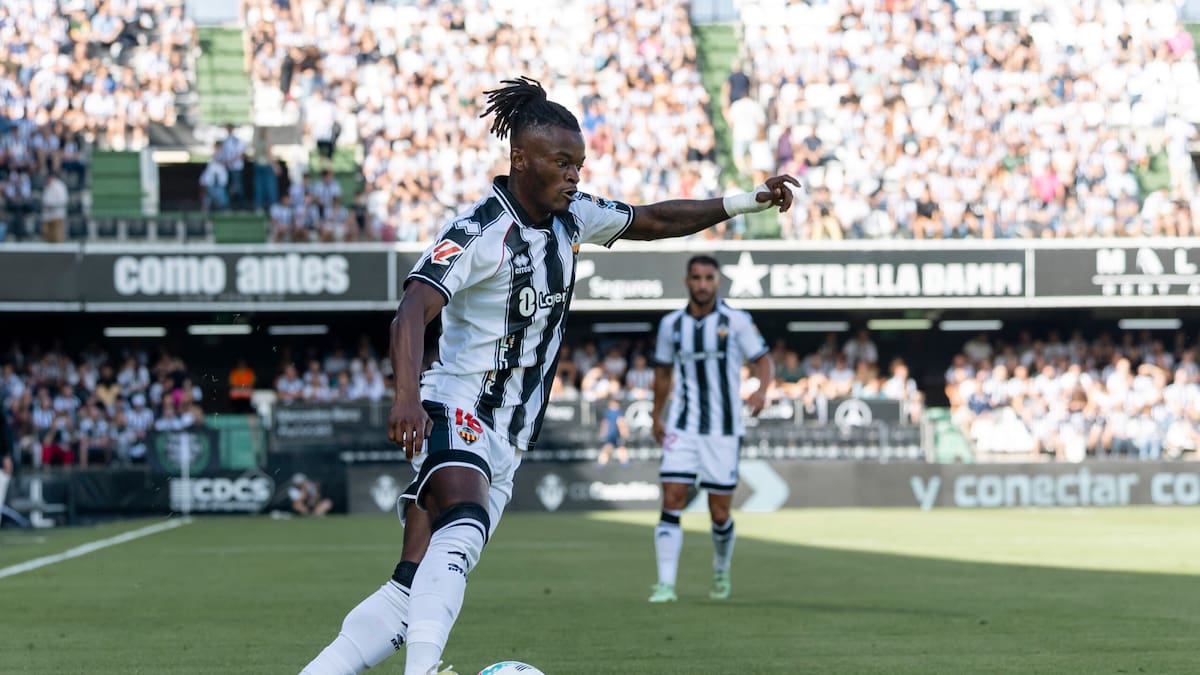 La injusticia del fútbol: Jugar un lunes y sin Cipenga