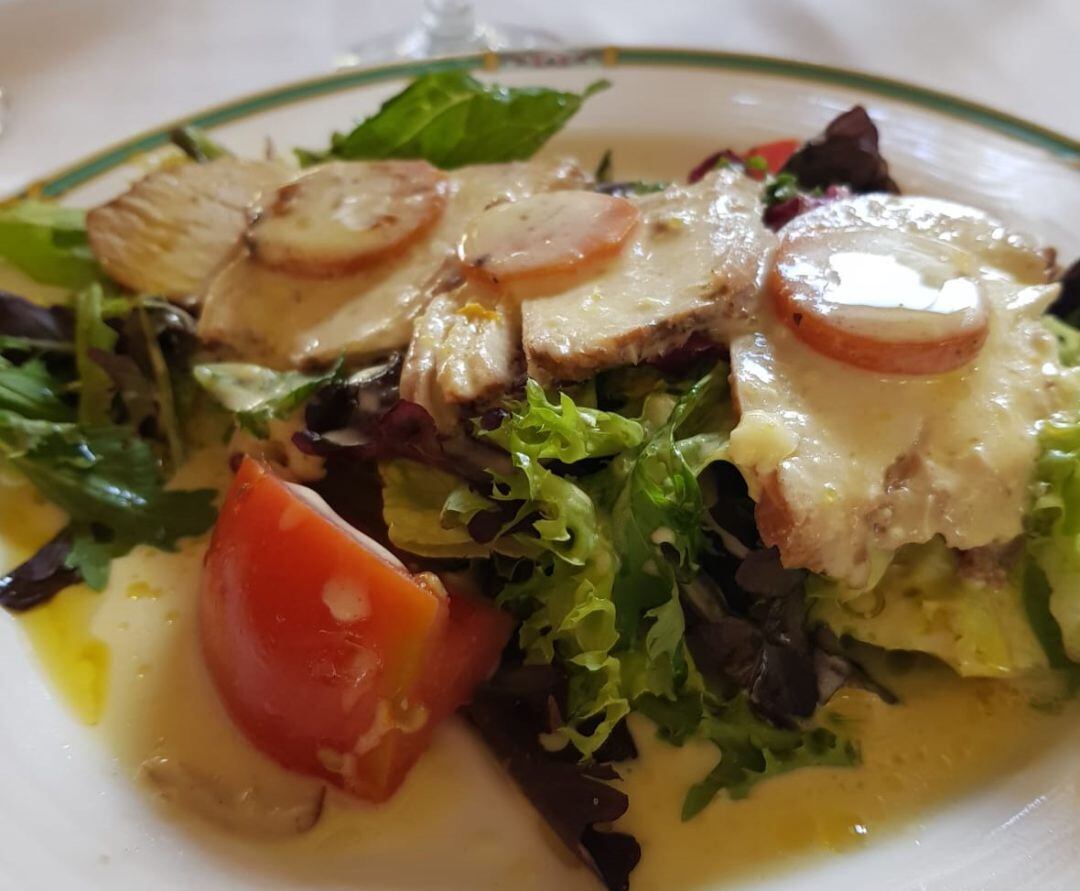 Ensalada de pavo en escabeche