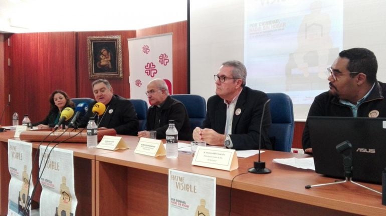 Imagen de la rueda de prensa de la presentación de la campaña de Cáritas dedicada a las personas sin hogar