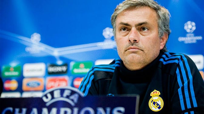 Mourinho comparece ante los medios