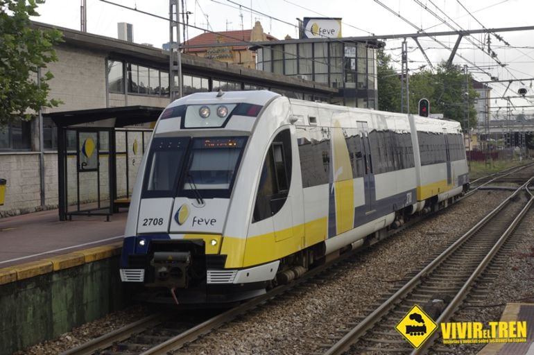 Uno de los trenes de la empresa pública FEVE.