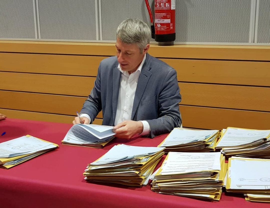 David González, alcalde de Oliva 