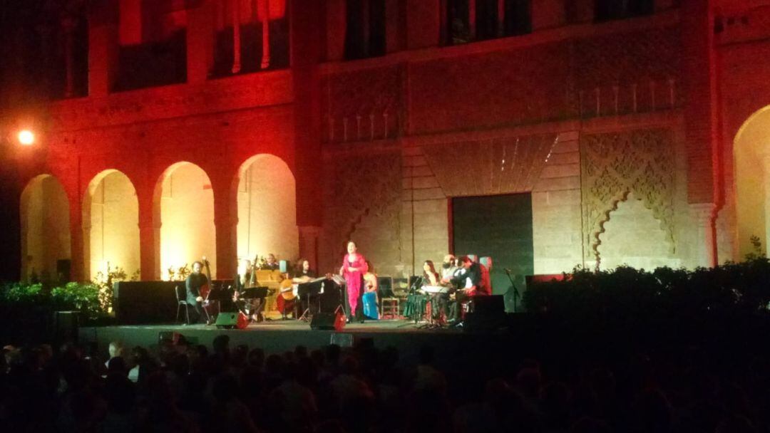 Carmen Linares durante su actuación este miércoles en el Alcázar