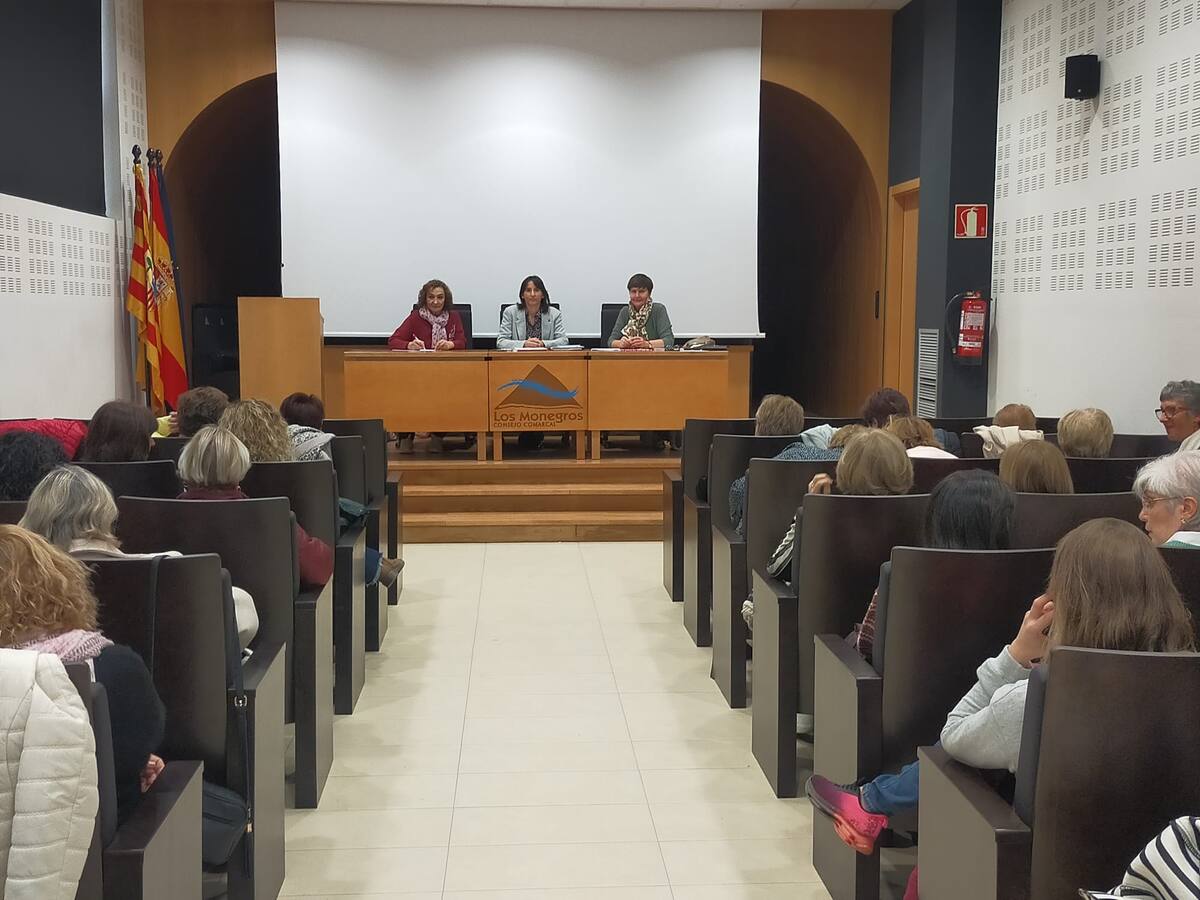 La Coordinadora de Asociaciones de Mujeres de Los Monegros renueva cinco cargos de su Junta y avanza los actos del 25-N