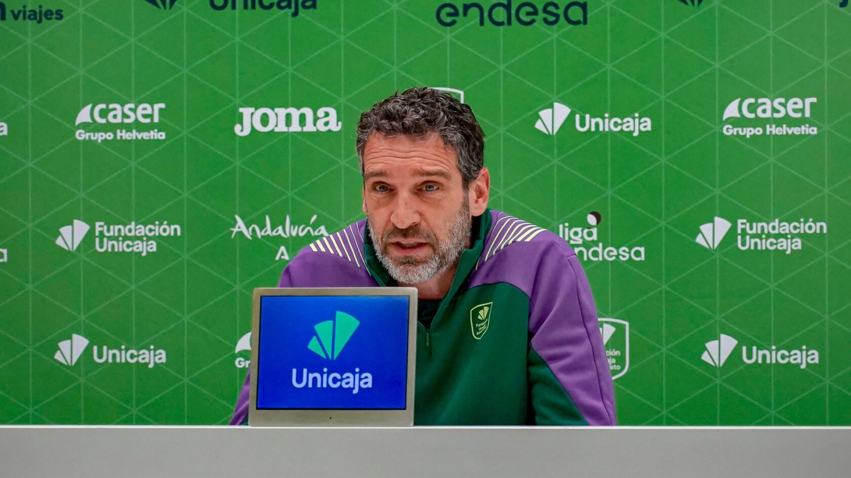 Ibon Navarro, en la sala de prensa del Martín Carpena