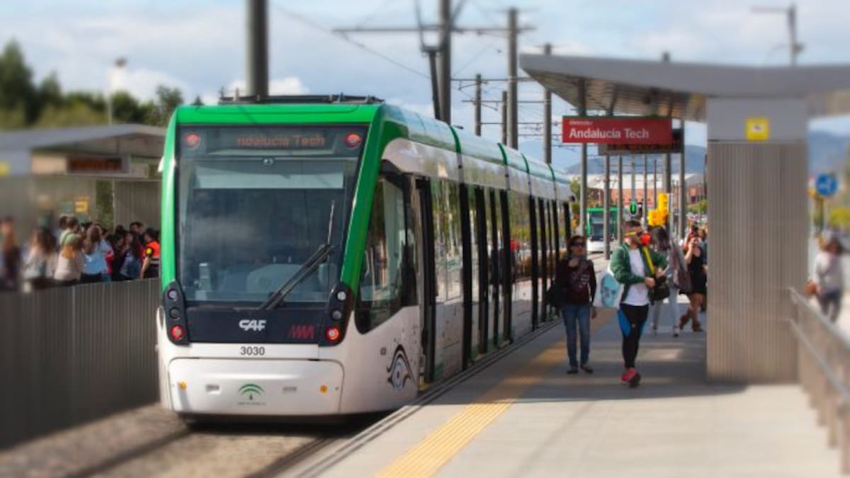 "Nos toman el pelo: necesitamos ya metro o Cercanías" Carmela Fernandez, Vecinos Campanillas