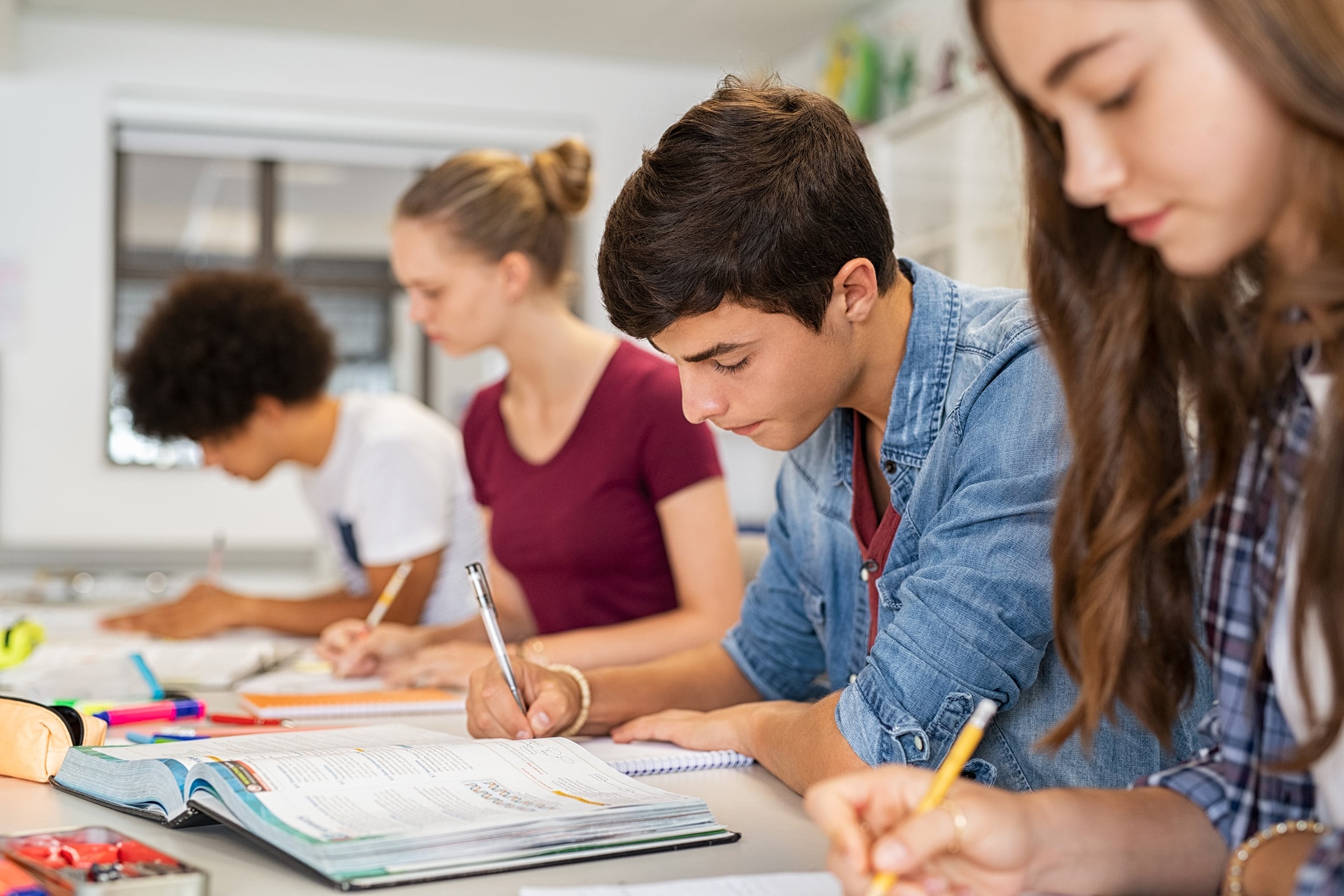 Alcobendas extiende las ayudas de material escolar al alumnado de Bachillerato y Formación Profesional