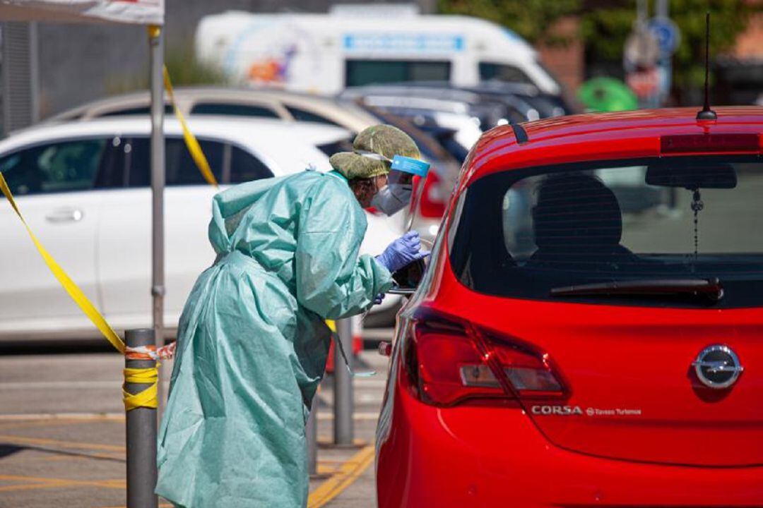 Imagen de archivo de los operativos para hacer pruebas PCR en La Rioja.