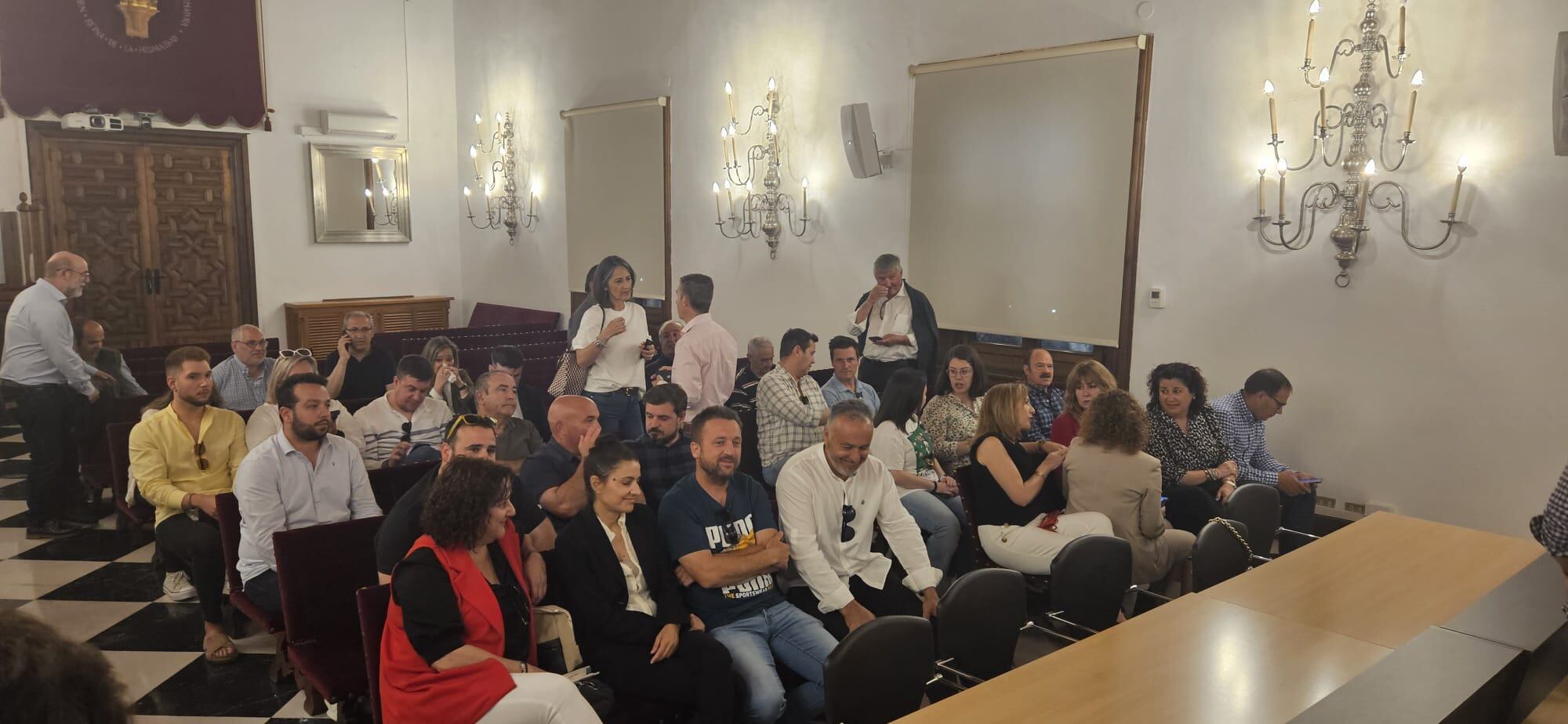 Alcaldes de la provincia de Cáceres piden financiación justa para las residencias municipales de mayores frente a las privadas