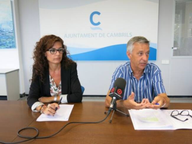 Ramon Llobet, amb l'alcaldessa de Cambrils, Mercè Dalmau