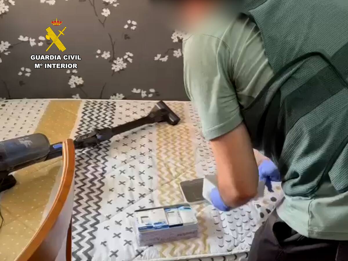La Guardia Civil investiga a otras seis personas por tráfico de drogas, medicamentos y falsedad documental