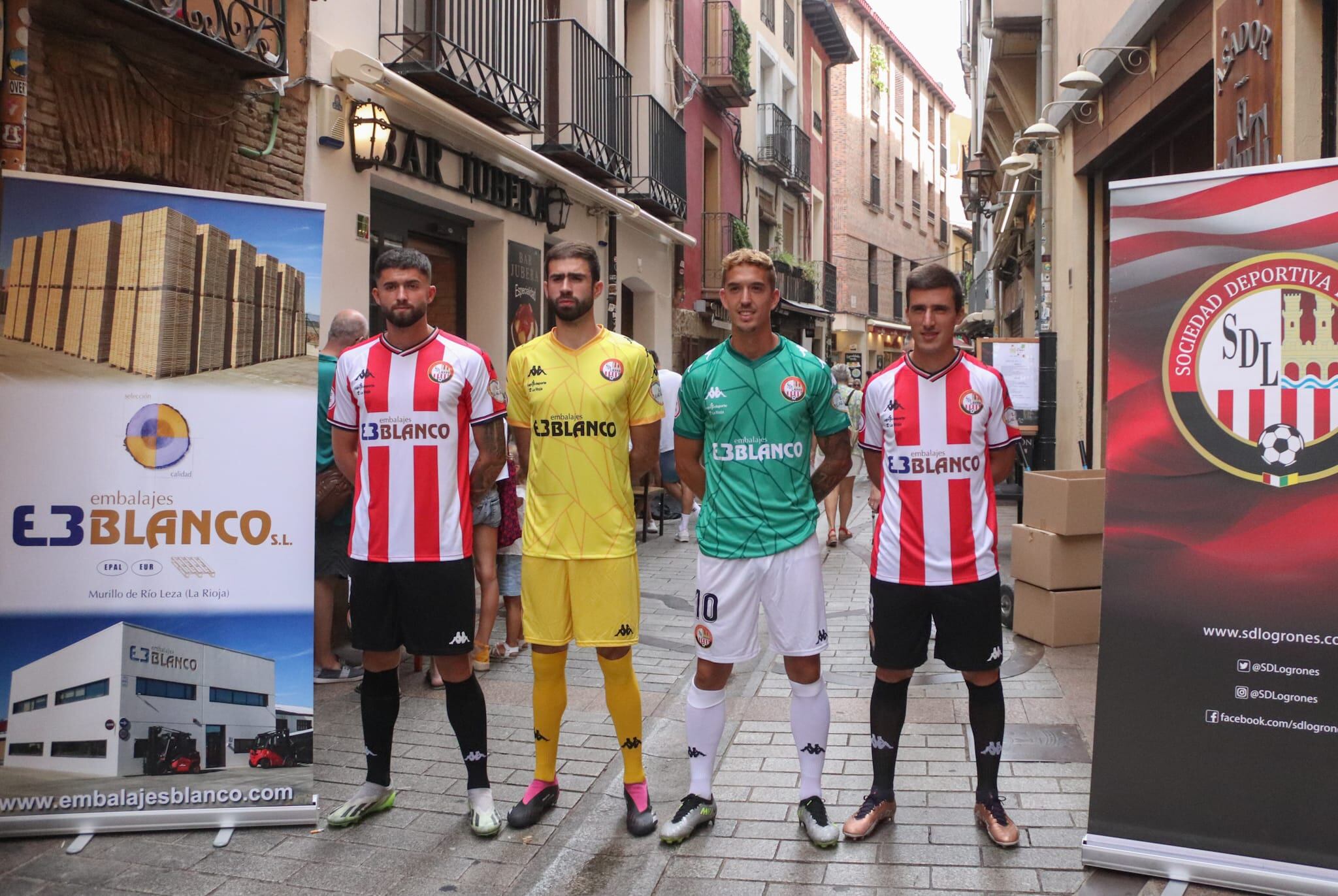 La SD Logroñés presenta sus equipaciones para la temporada 2023/2024 / SD Logroñés