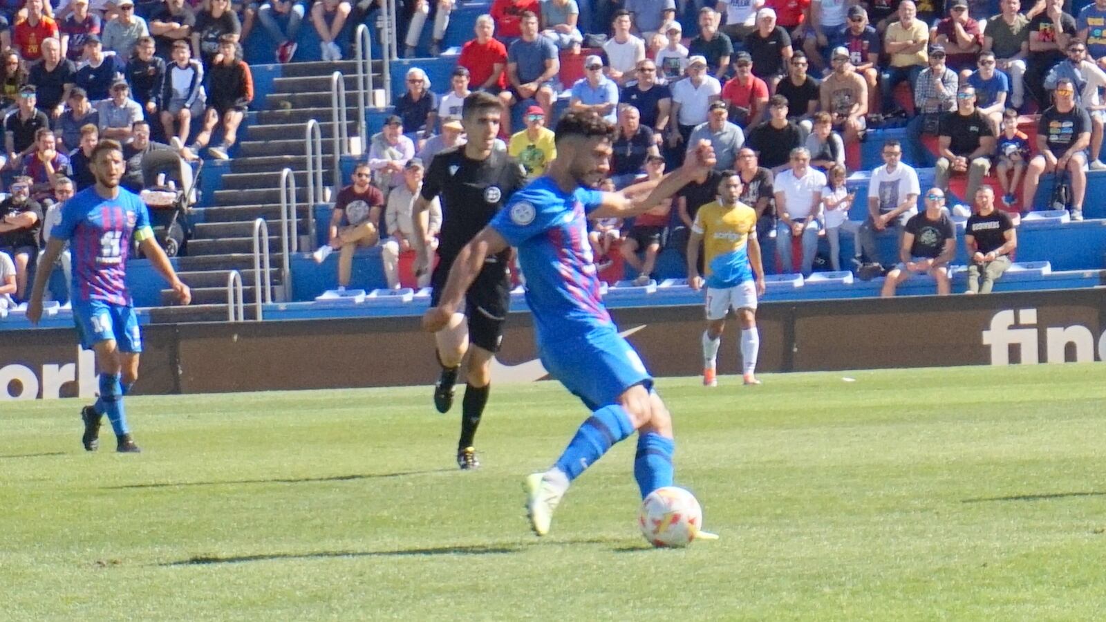 El Eldense quiere seguir con la inercia ganadora