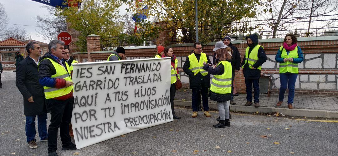 Protesta de las familias del instituto San Fernando