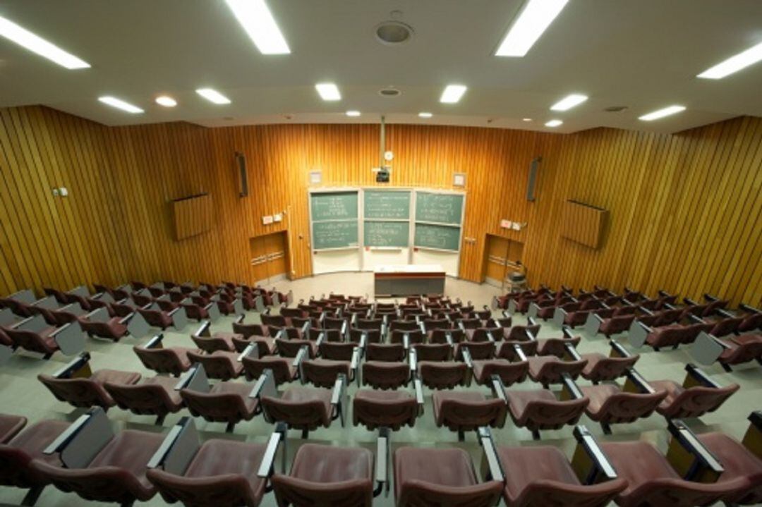 Una aula de una facultad universitaria