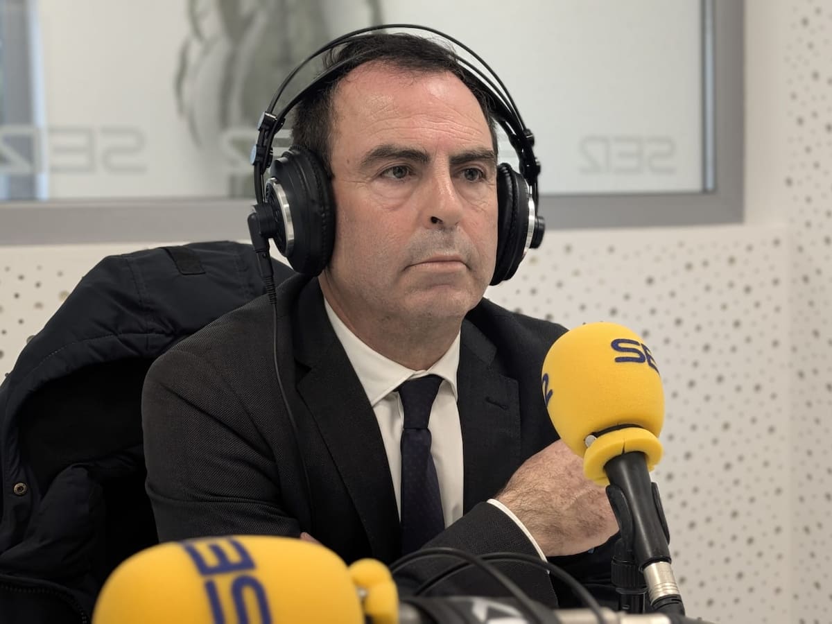 "Los vecinos necesitan que el Ayuntamiento les dé información, explicaciones sobre lo que ha ocurrido"