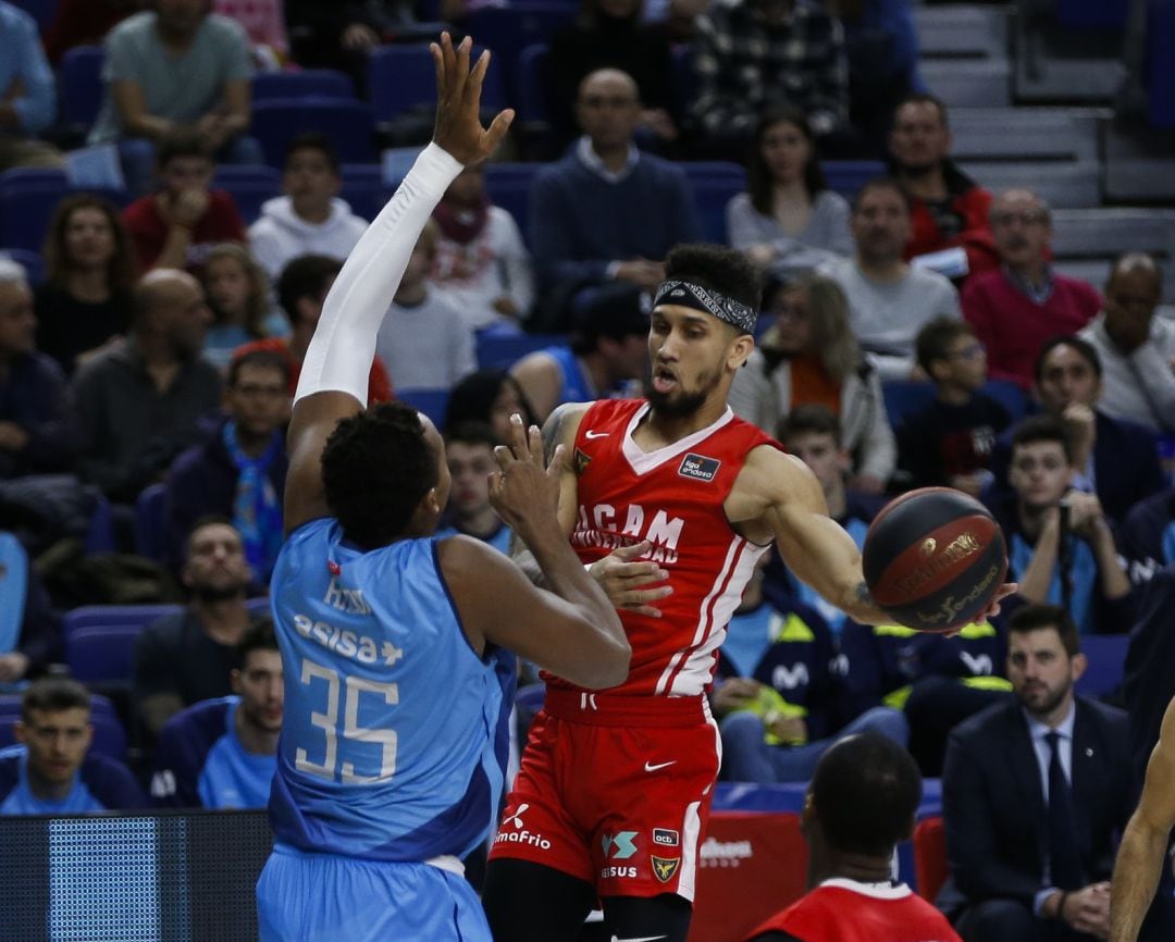 Booker con el balón