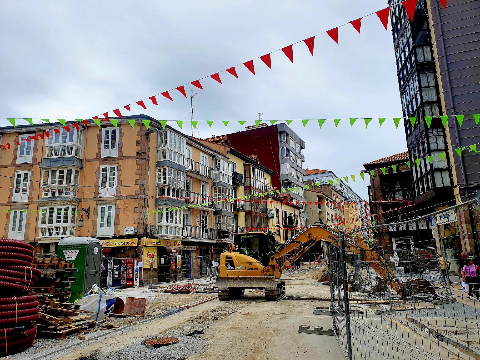 Obras en la calle Julián Ceballos