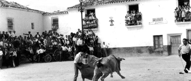 Fiestas en Tresjuncos en 1956.