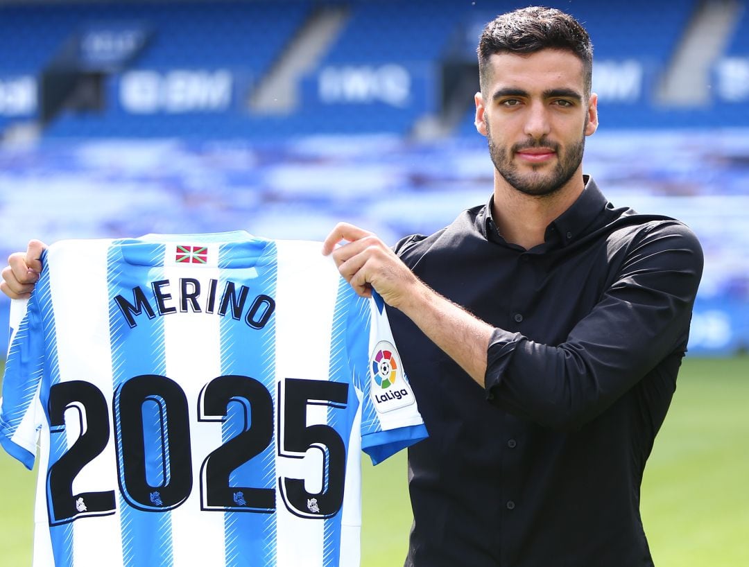Merino renovó hace un año su contrato con la Real 