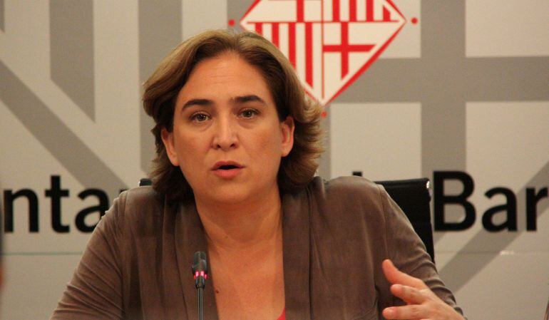 Colau diu que "valorarà" la seva assistència a la mobilització de l'11-S en funció del caràcter de la convocatòria