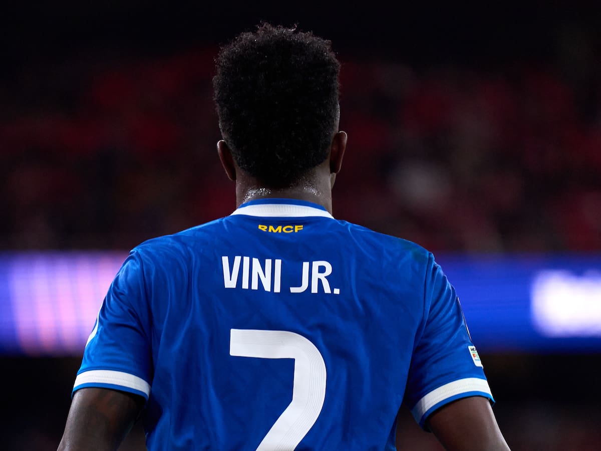 La Premier League protege a Vinicius: "Cualquier tipo de racismo es inaceptable en la sociedad"