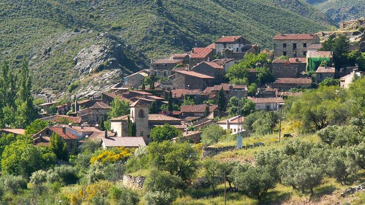 Charito Testa, la concejala más mayor de toda España, nos invita a visitar Patones