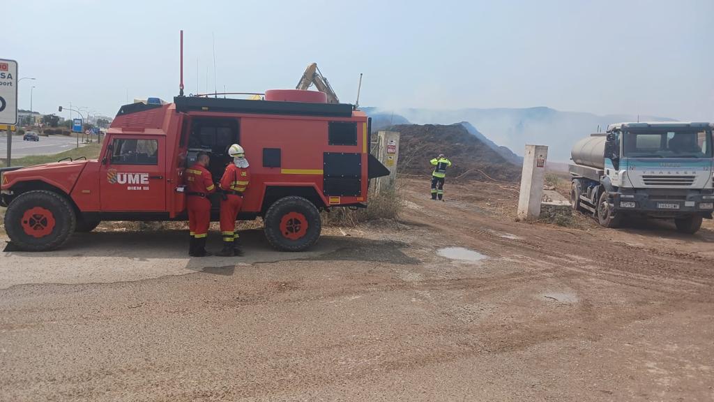 Vehículo de la UME en la zona