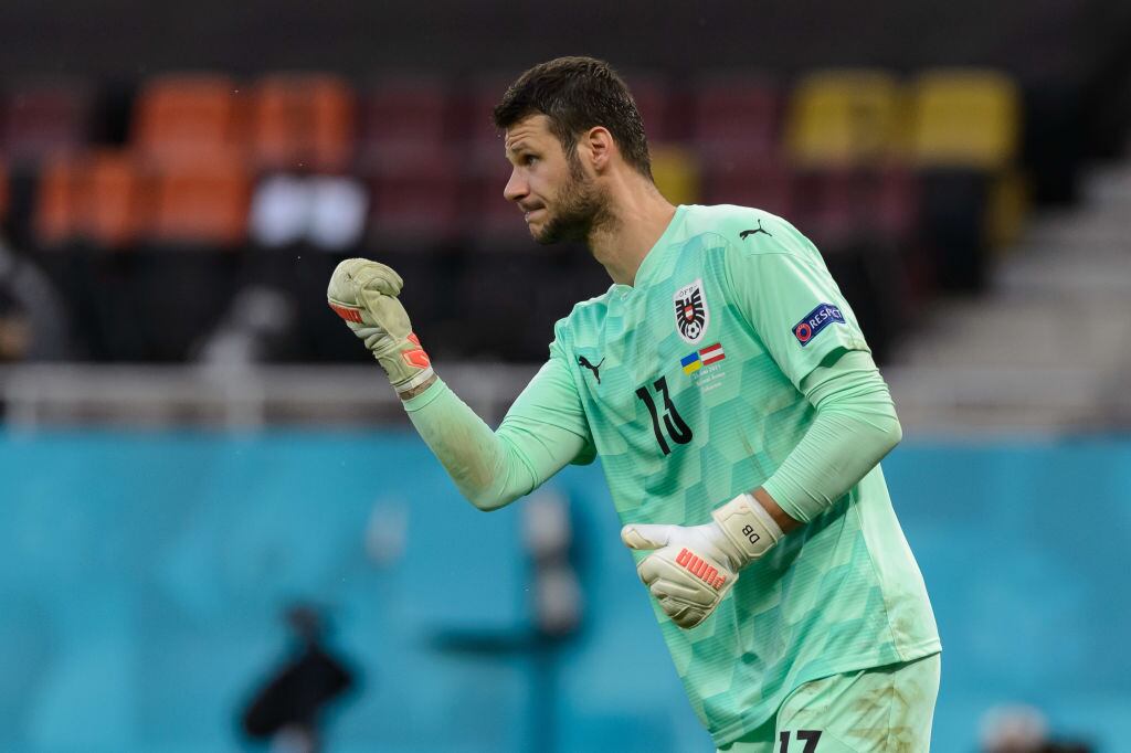 BUCHAREST, ROMANIA - JUNE 21: (BILD ZEITUNG OUT) goalkeeper Daniel Bachmann of Austria gestures during the UEFA Euro 2020 Championship Group C match between Ukraine and Austria at National Arena on June 21, 2021 in Bucharest, Romania. (Photo by DeFodi Images via Getty Images)