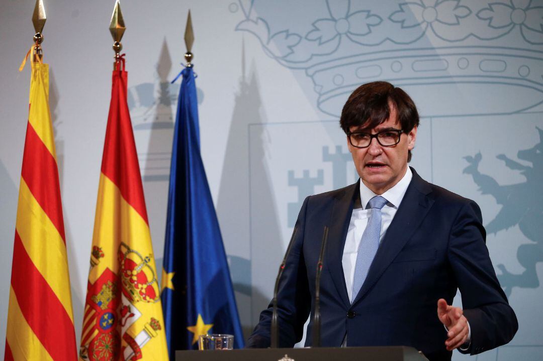 El ministro de Sanidad, Salvador Illa, durante la rueda de prensa que ha ofrecido este jueves en el Delegación del Gobierno de Cataluña.