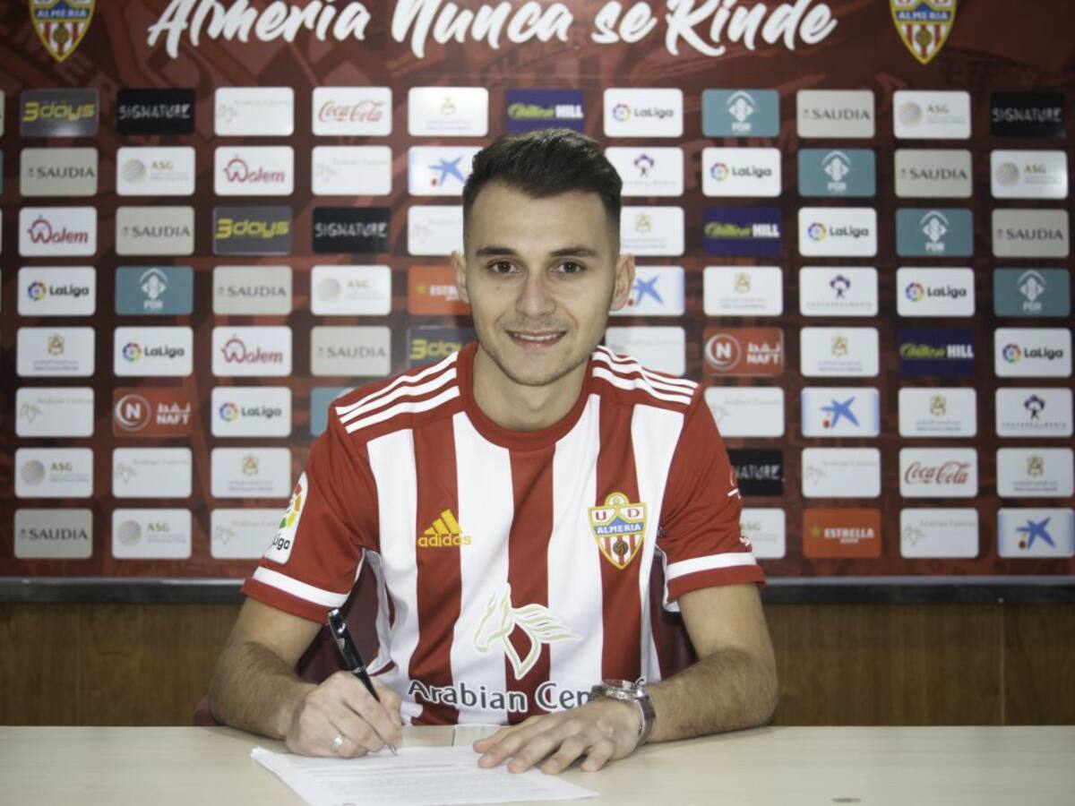 Fran Villalba, el nuevo 10 del Almería