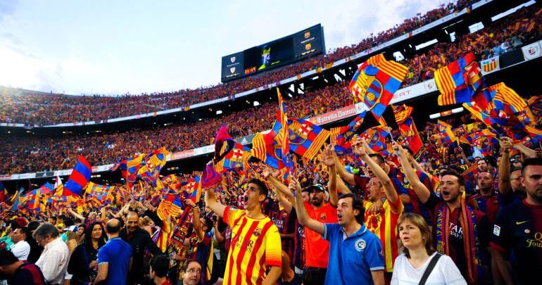 Aficionados culés durante la final de Copa de 2015