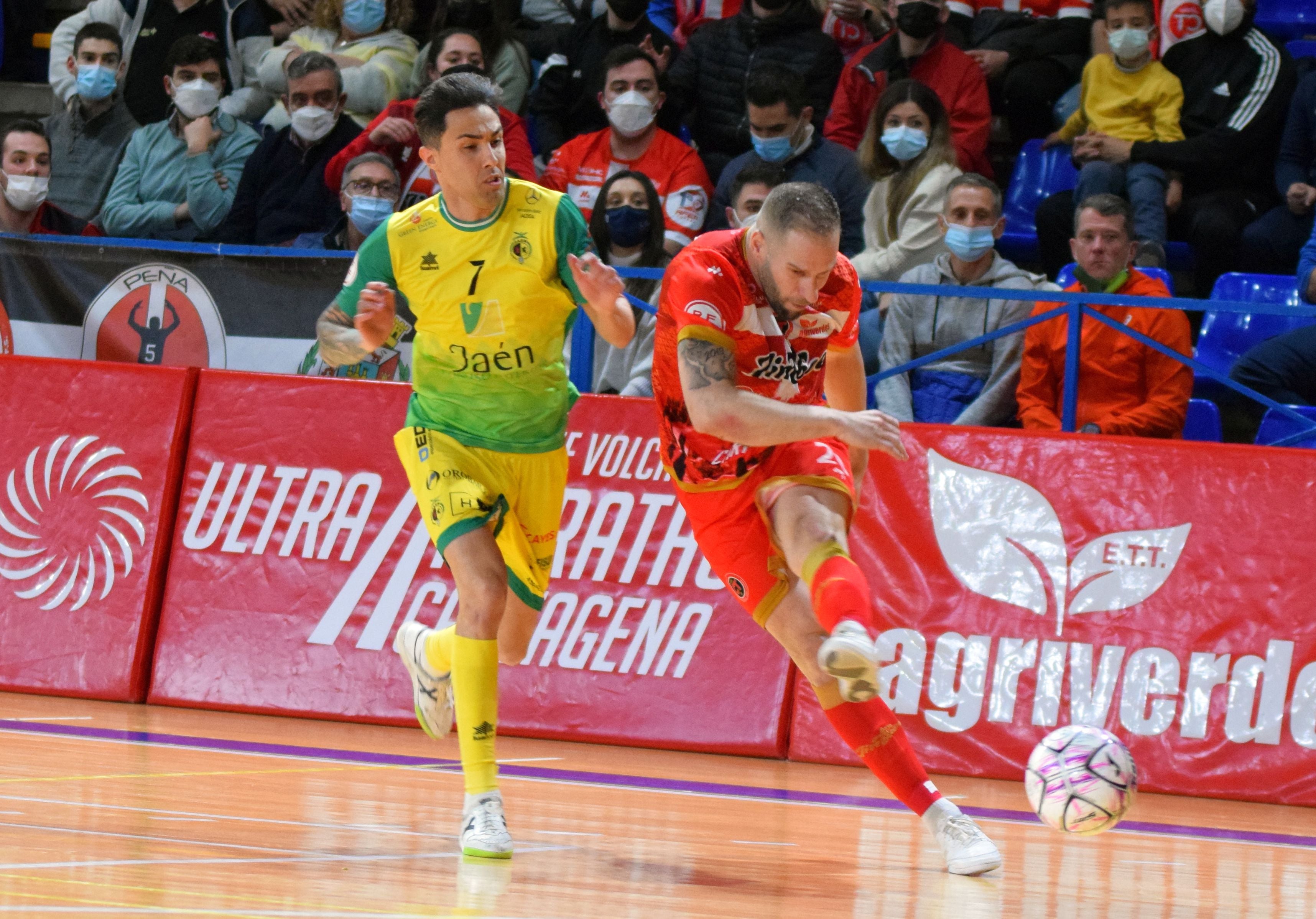 Solano hizo un gol pero su equipo quedó apeado de la fase final de la Copa del Rey