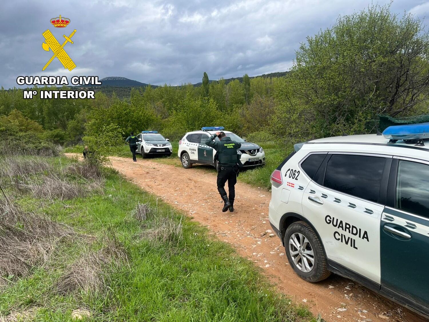 Desde que se activó su búsqueda han participado en el dispositivo nueve patrullas de seguridad ciudadana, una de SEPRONA y la OMAC con su vehículo