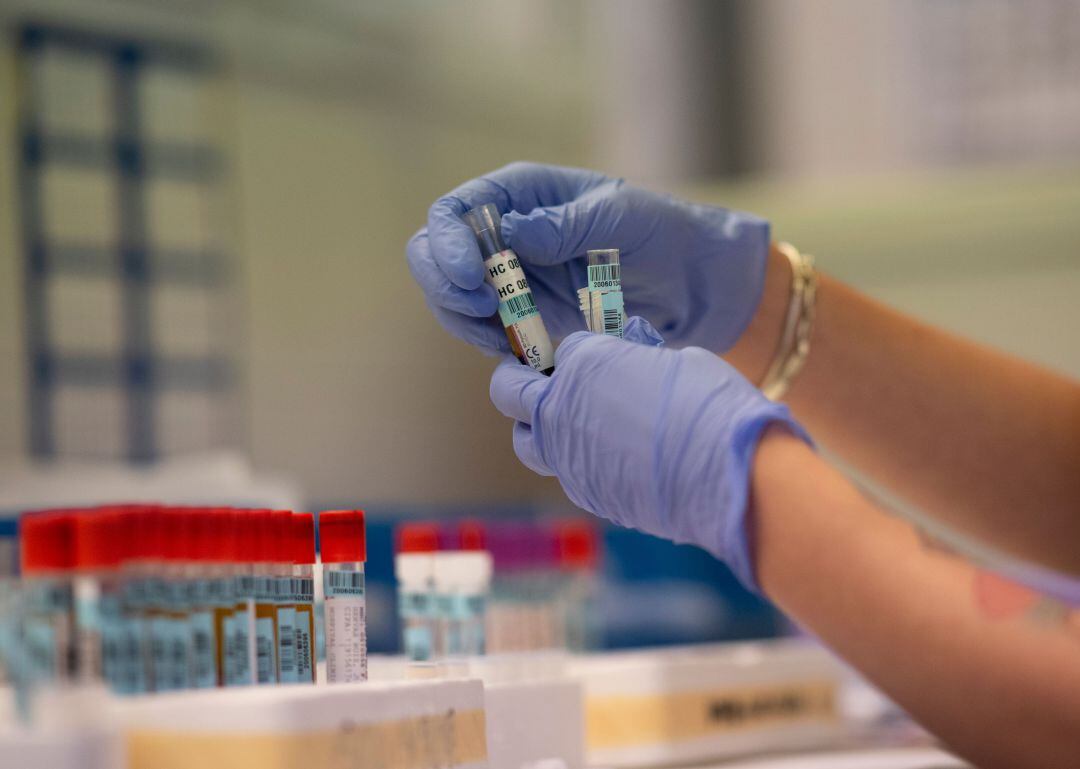 Ascienden a 24 los afectados relacionados con un vuelo de Bolivia