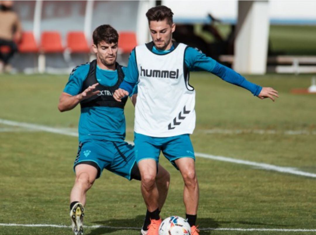 Liberto, durante un entrenamiento del Albacete