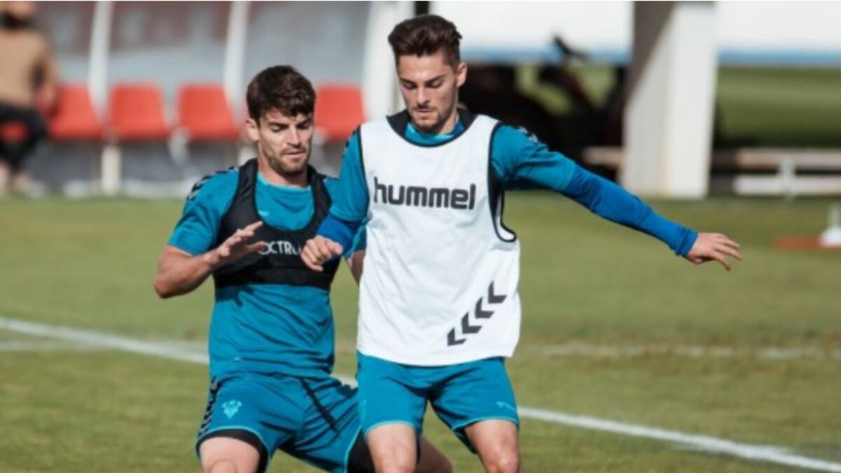 Liberto: "Tenemos que enganchar dos victorias seguidas para sacar la cabeza"