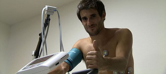 Javi Martínez, durante el reconocimiento médico con el Bayern