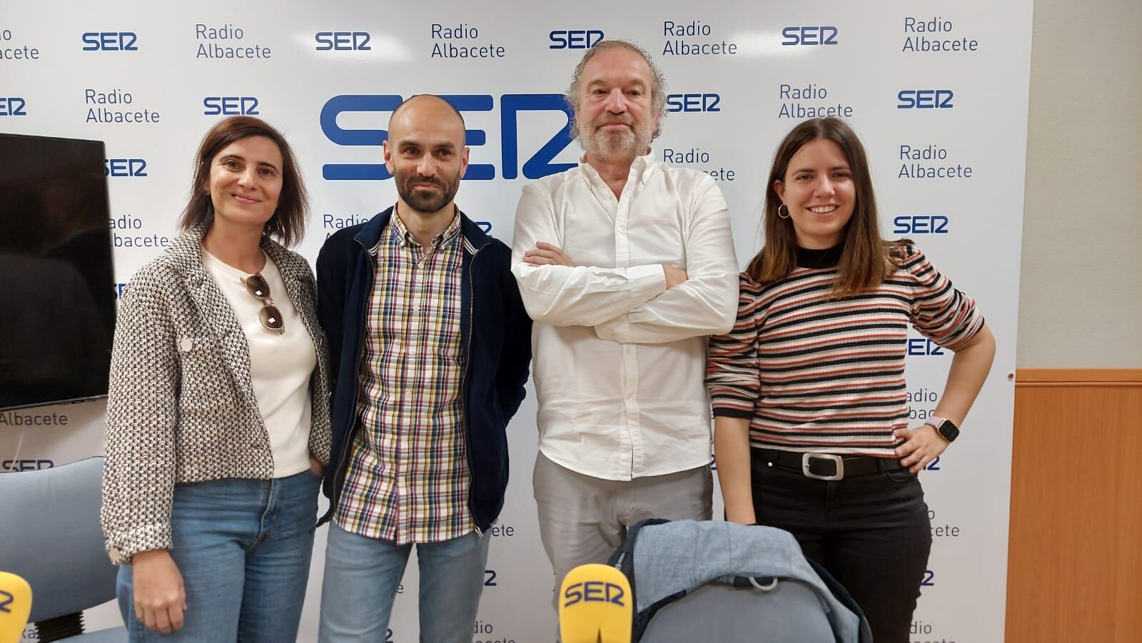 Trabajadores de AMIAB en Radio Albacete